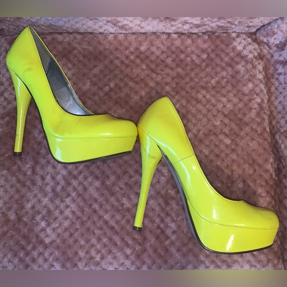 D’s, Size 6, Paten Leather, Neon Yellow - Picture 4 of 4